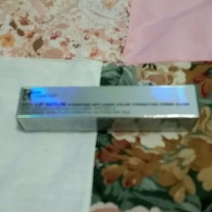 Lip serum